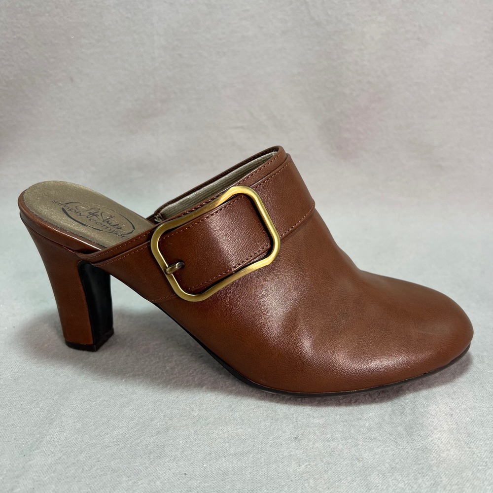 LifeStride Cayla Mules Brown Gold Buckle Heeled Clogs Office Professional 9M